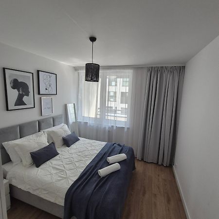 Apartament Near Sky Tower فروتسواف المظهر الخارجي الصورة