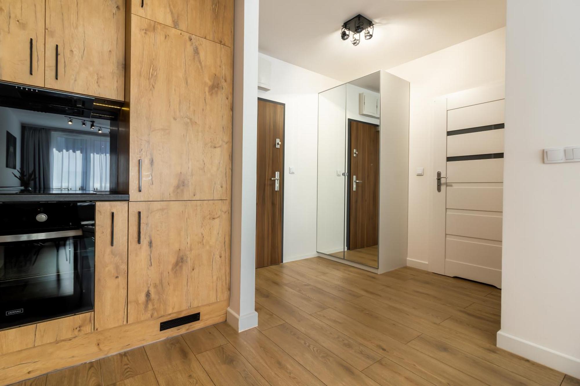 Apartament Near Sky Tower فروتسواف المظهر الخارجي الصورة